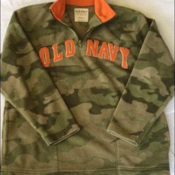 Old Navy Green Camo Fleece With an Orange Logo - Picture 2 of 2